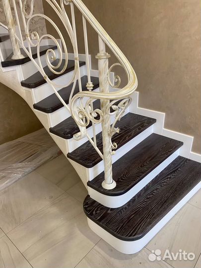 Кованые перила для лестниц