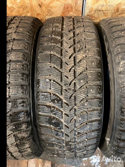 Bridgestone Ice Cruiser 5000 215/60 R16