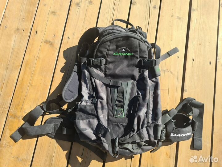 Dakine heli pro рюкзак для фрирайда