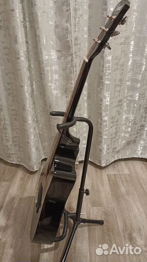 Гитара новая