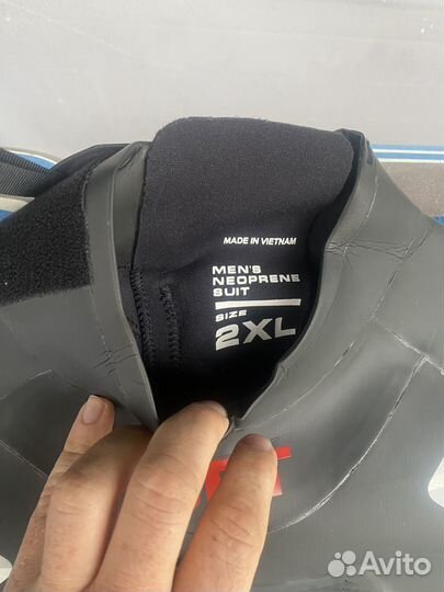 Гидрокостюм