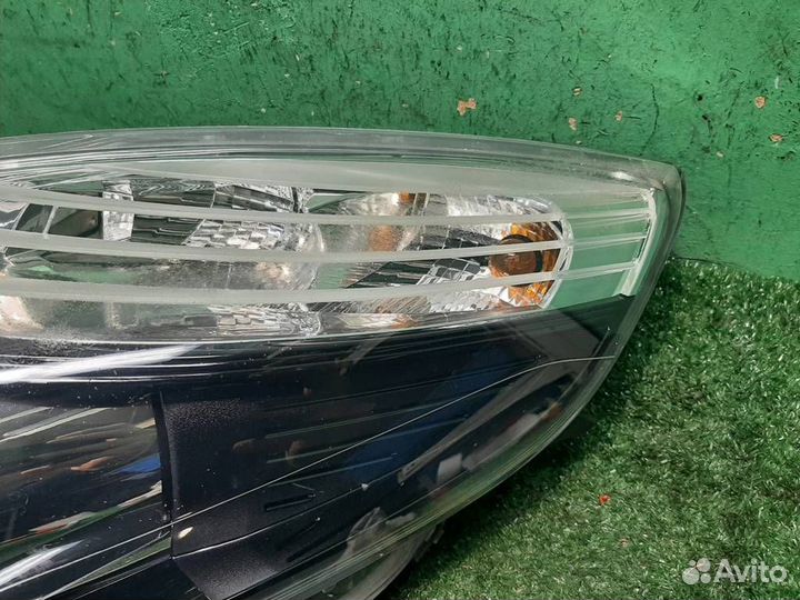Фара левая Renault Scenic 3 (JZ) 2009