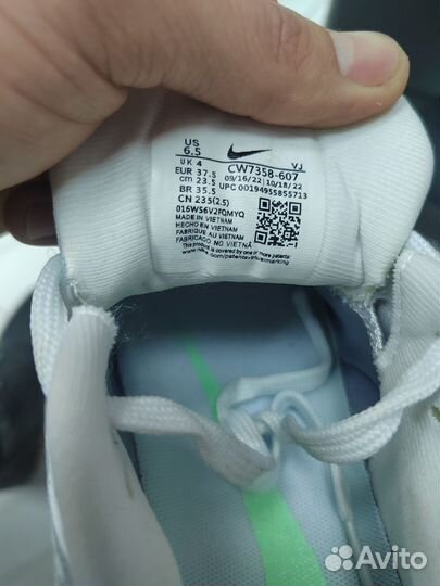 Кроссовки беговые nike air zoom