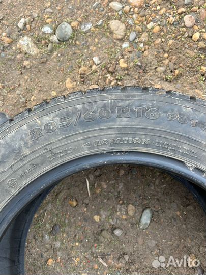Nokian Tyres Hakkapeliitta 4 205/60 R16