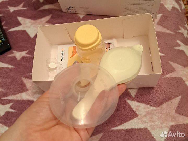 Молокоотсос medela ручной