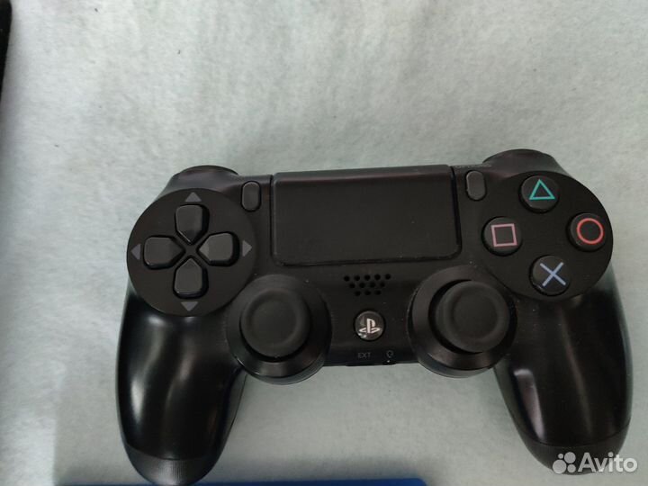 Sony playstation 4 PS4 pro