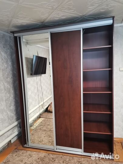 Шкаф купе с зеркалом бу