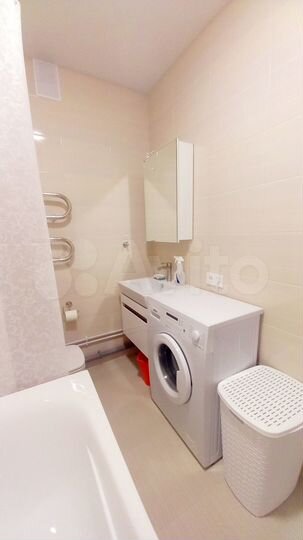 2-к. квартира, 43 м², 4/10 эт.