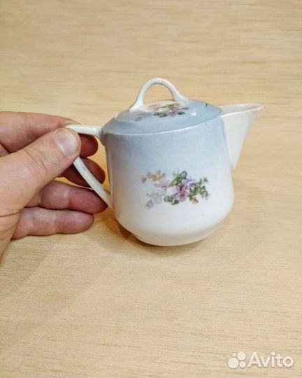 Сливочник/молочник с крышкой