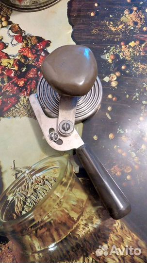 Закаточная машинка СССР