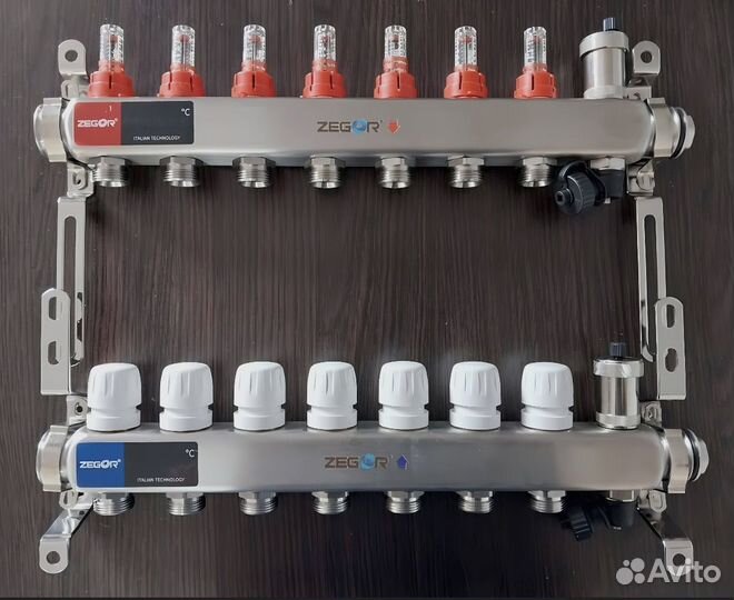 Коллектор для теплого пола на 7 выходов Zegor