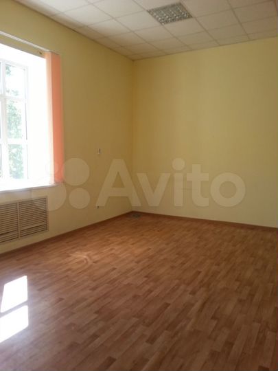 Свободного назначения, 4200 м²