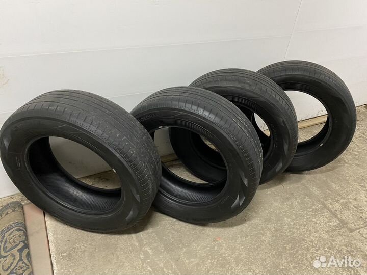 Yokohama BluEarth AE50 215/65 R17