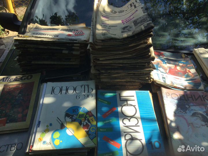 Продаю старые газеты и журналы 90х годов