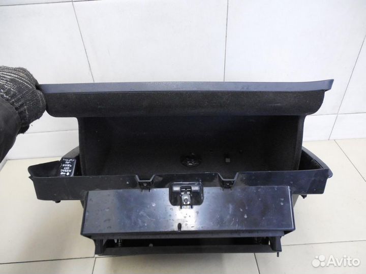 Бардачок Passat B7 2011-2015