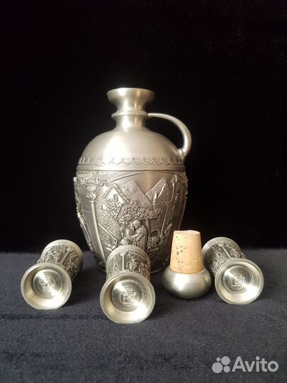 Кувшин с 3 стопками, олово. Германия