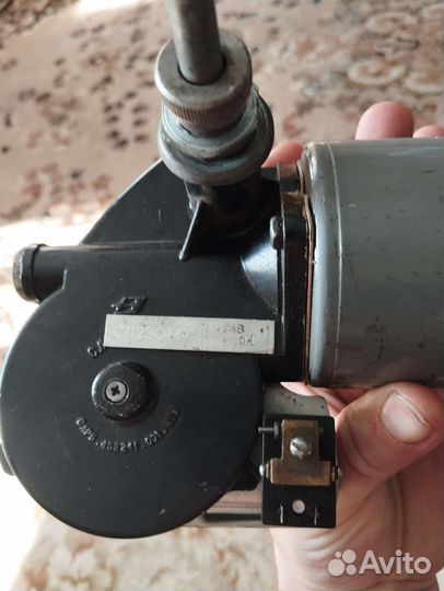 Электродвигатель для дворников