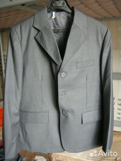 Костюм-тройка на рост 140