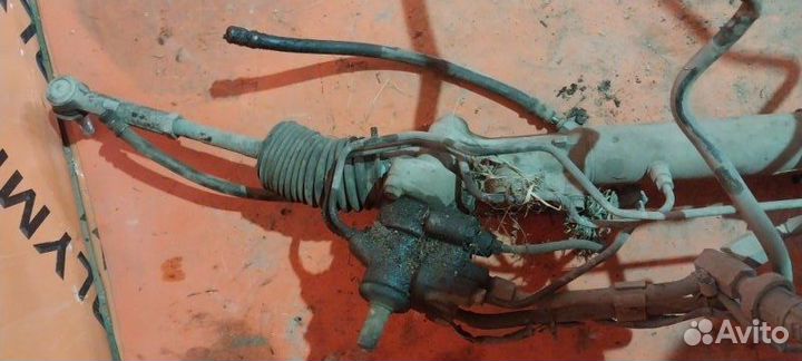 Рулевая рейка Toyota Hiace KZH106 1KZ-TE