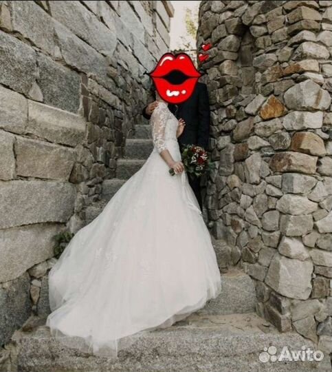 Свадебное платье со шлейфом