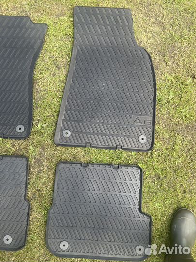 Комплект оригинальных ковриков для Audi A6