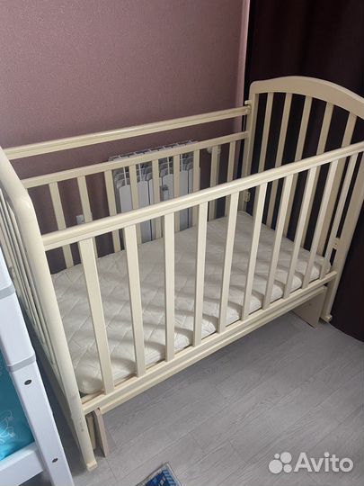Детская кроватка