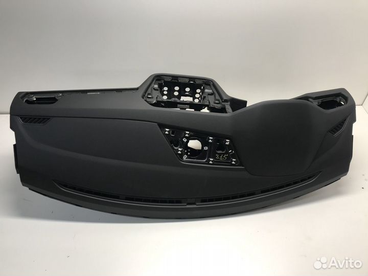 Торпедо для VW Tiguan 2016)