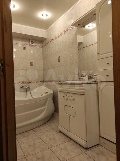 5-к. квартира, 233 м², 2/2 эт.