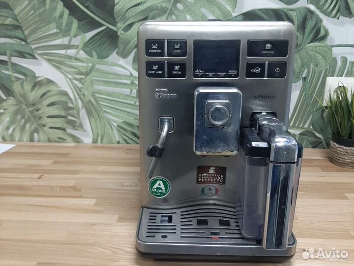 Кофемашина Saeco exprelia