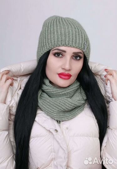 Женская Зимняя Шапка и снуд