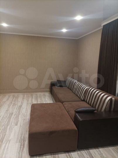 2-к. квартира, 67,4 м², 12/17 эт.