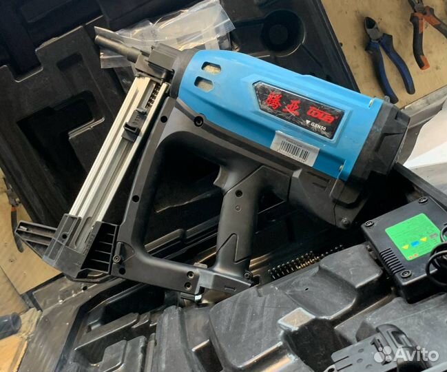 Аренда монтажного пистолета. Аренда пистолета Тоя