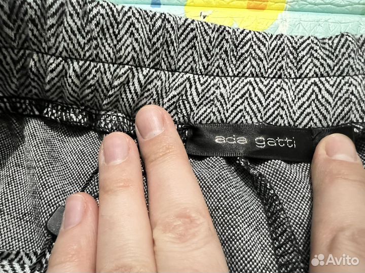 Новые теплые брюки 48 р