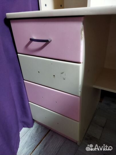 Компьютерный стол