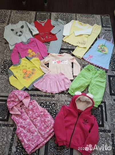 Пакет одежды на девочку 3-4г