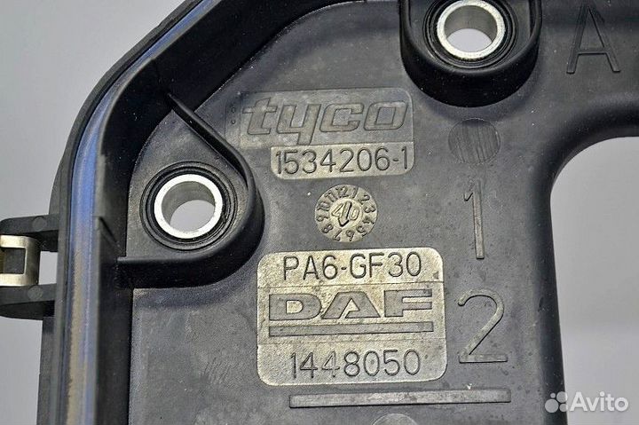 Крышка отделения для жгутов проводов кабины DAF XF