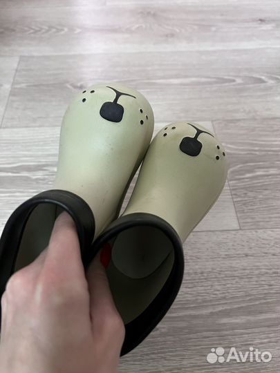 Резиновые сапоги