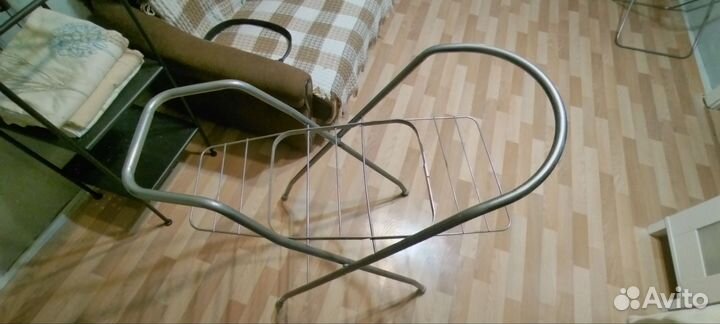 Подставка под ванну детскую