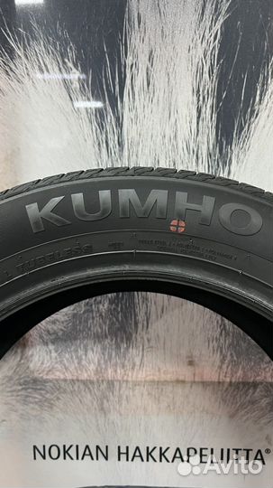 Kumho Ecsta HS51 215/55 R17 94V