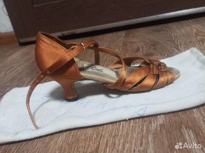 Туфли бальные