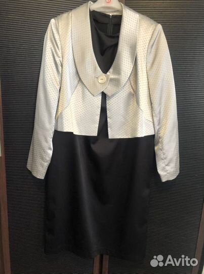 Платье с пиджаком