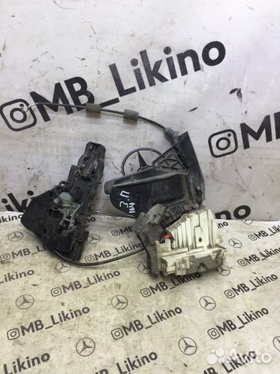 Замок двери задний правый Mercedes W164