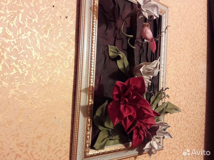 Картина из нат, кожи