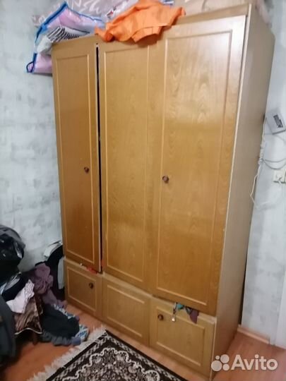 Спальный гарнитур