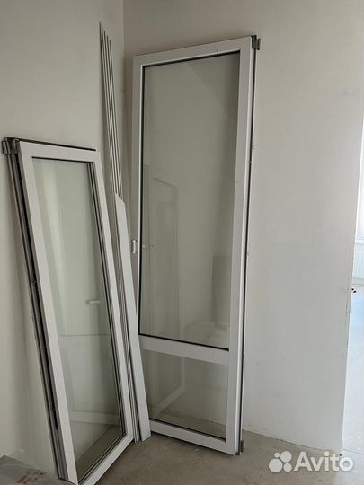 Оконная пластиковая рама новая