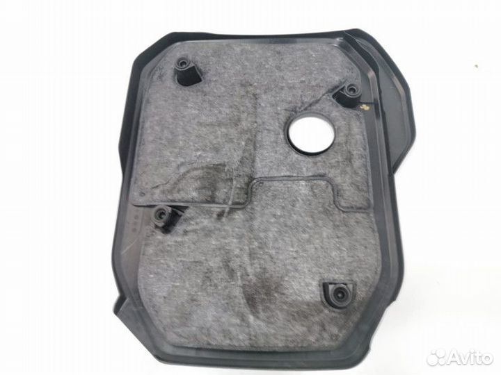 Декоративная крышка двигателя BMW 5 G30/G31 2018