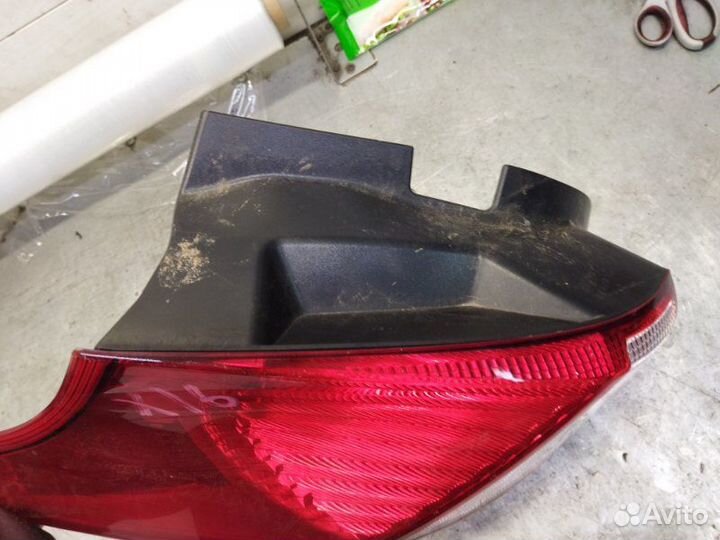 Фонарь задний левый Ford Focus 3 хэтчбек 2.0L I4