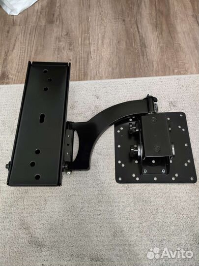 Кронштейн для телевизора Sanus VM400