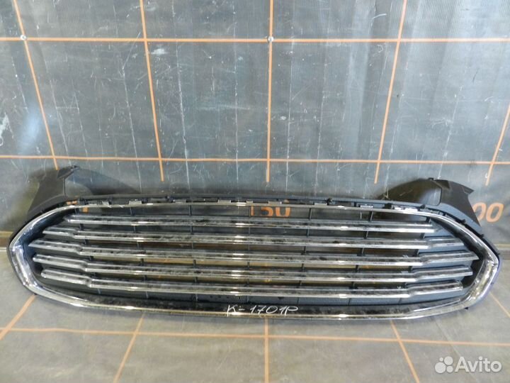 Решетка радиатора - Ford Mondeo 5