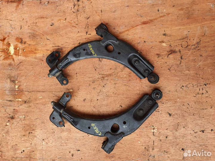 Рычаг передний Киа Спектра/ Kia Spectra, 2005г